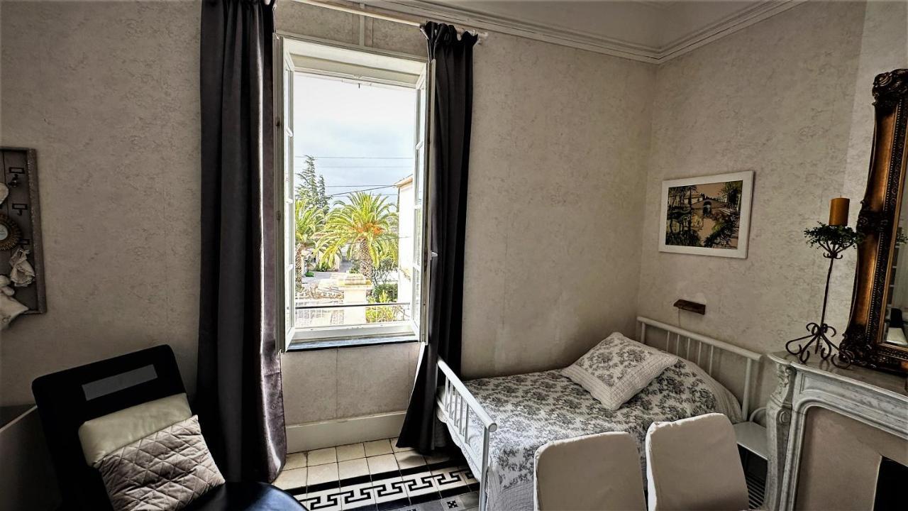 Le Neptune Le Somail Exterior photo